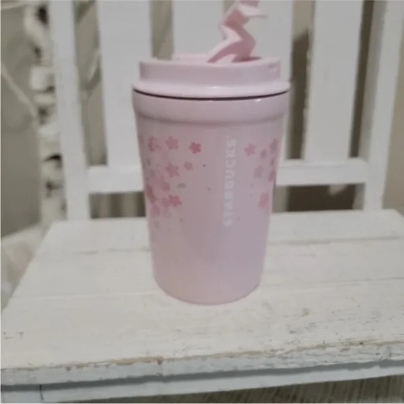 Starbucks Cherry Blossom Sakura Pink Floral Tumbler, new - Picture 3 of 3